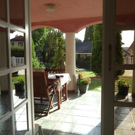 Maria Apartman Heviz Exterior photo