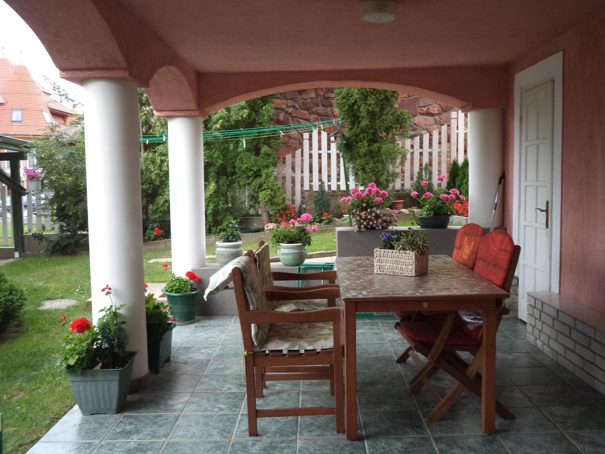 Maria Apartman Heviz Exterior photo