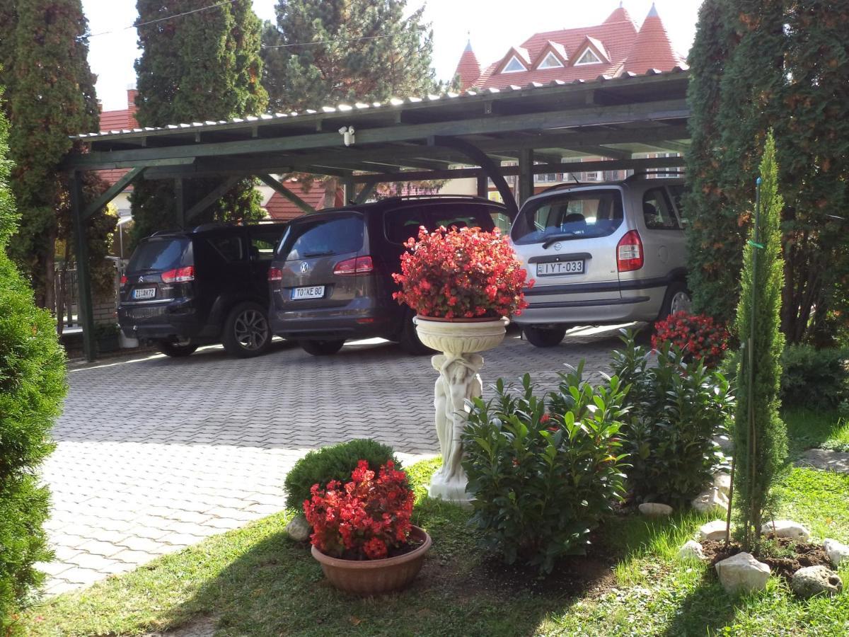 Maria Apartman Heviz Exterior photo